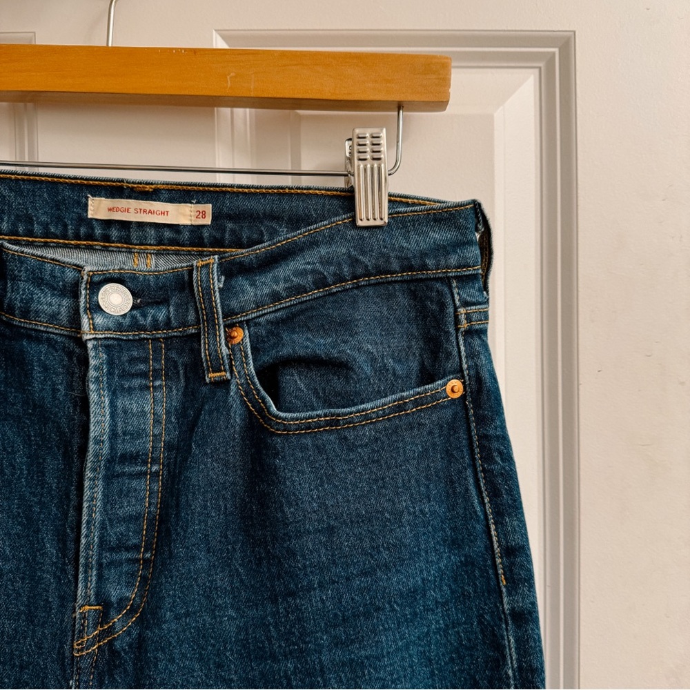 Levi’s Wedgie Straight Fringe Jeans